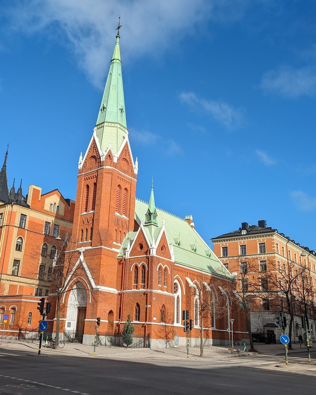 Saint Georgios Cathedral exterior side