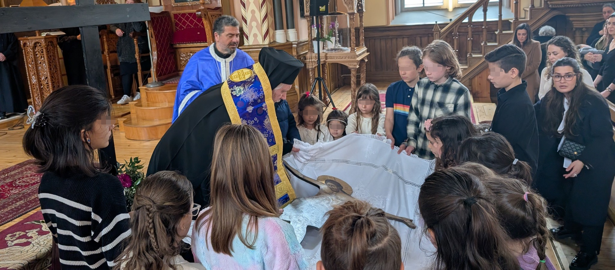 Θεός αν είναι κι αν μ᾽ αγαπάει κανείς