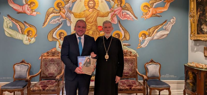 Cyclades MP Filippos Fortomas Visits the Metropolitan of Sweden