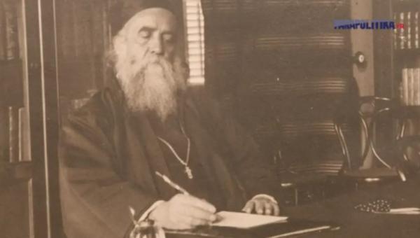 What Relationship Did Saint Nectarios Have with Marcus Aurelius?